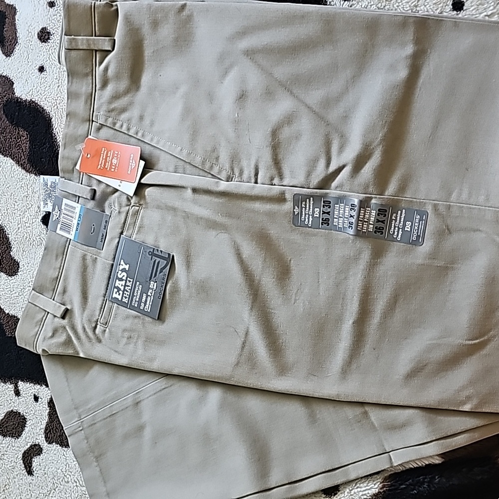 easy khakis